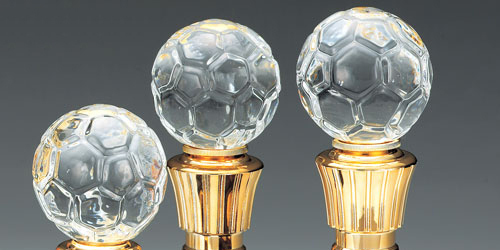 サッカー専用卒団退団 スポーツ楯 サッカーチーム個人表彰にぴったりのみにトロフィー サッカー専用楯 スポーツタイプトロフィー 楯 サッカー一覧 Souyuu Jp 株式会社創結